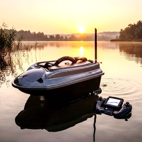 Boatman Actor PLUS PRO CARBON підкормочний кораблик для риболовлі з GPS навігацією автопілотом та орігінальним кольоровим ехолотом